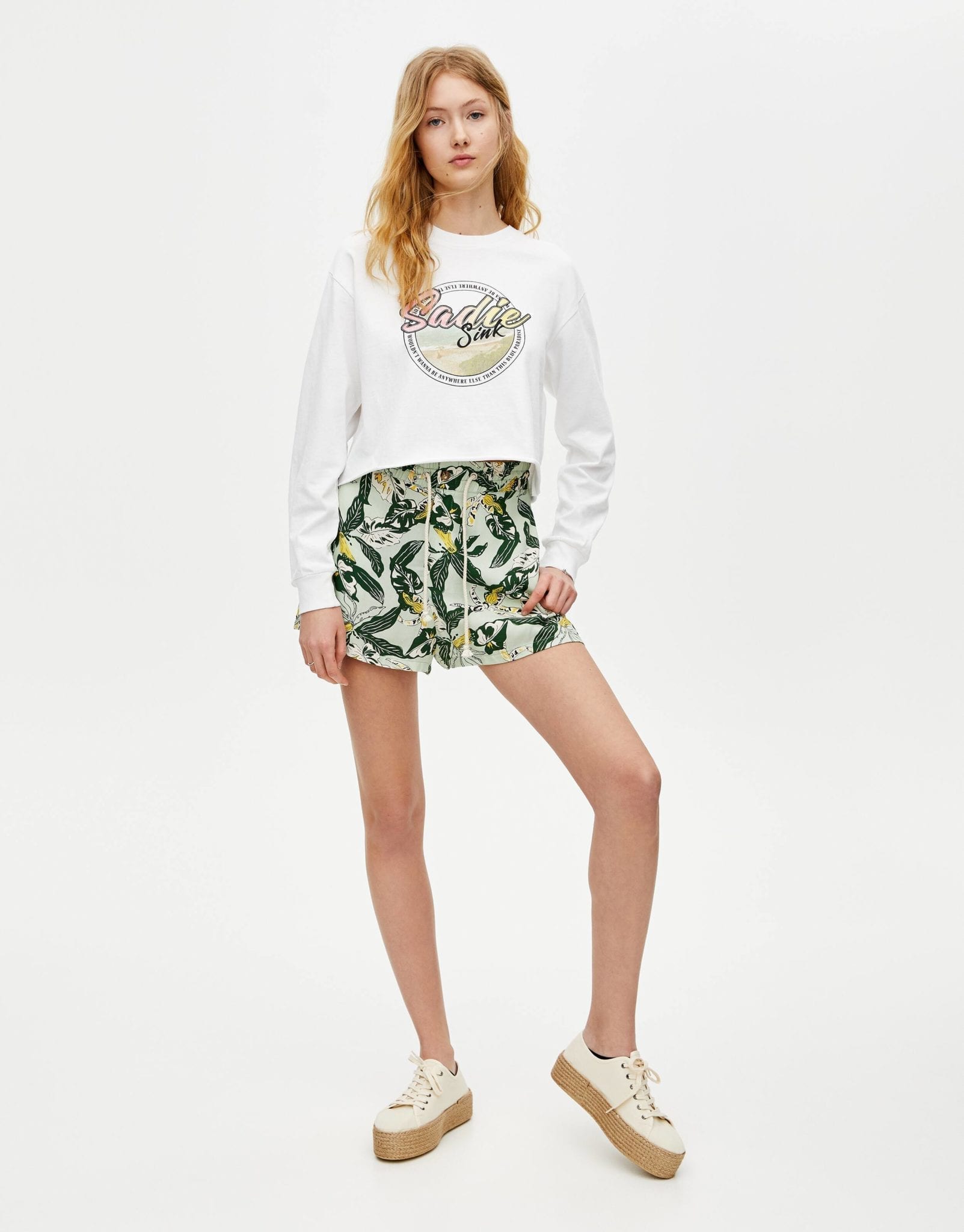 Sadie Sink Printed Bermudas - Imagem 3
