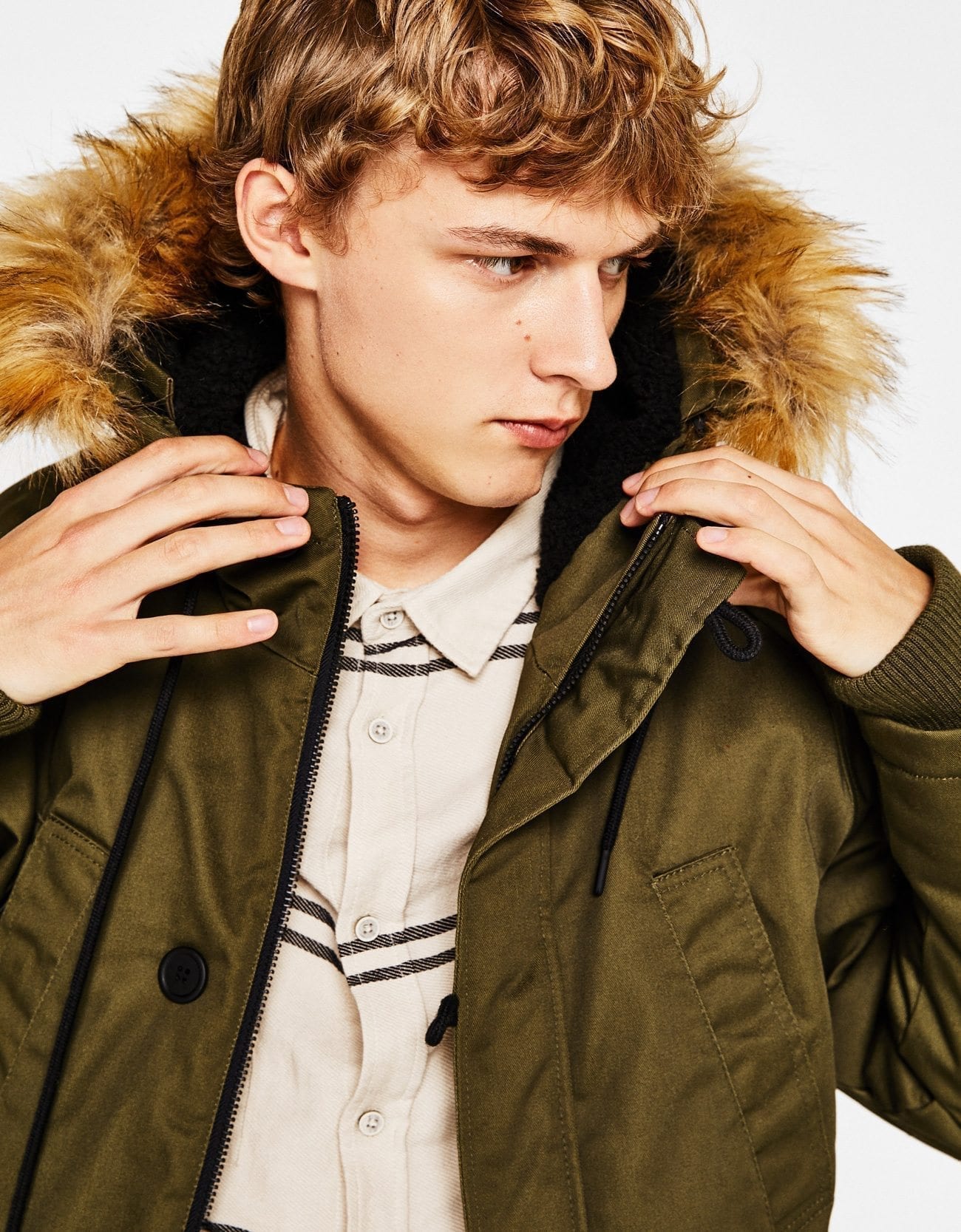 Faux Fur Hood - Imagem 3