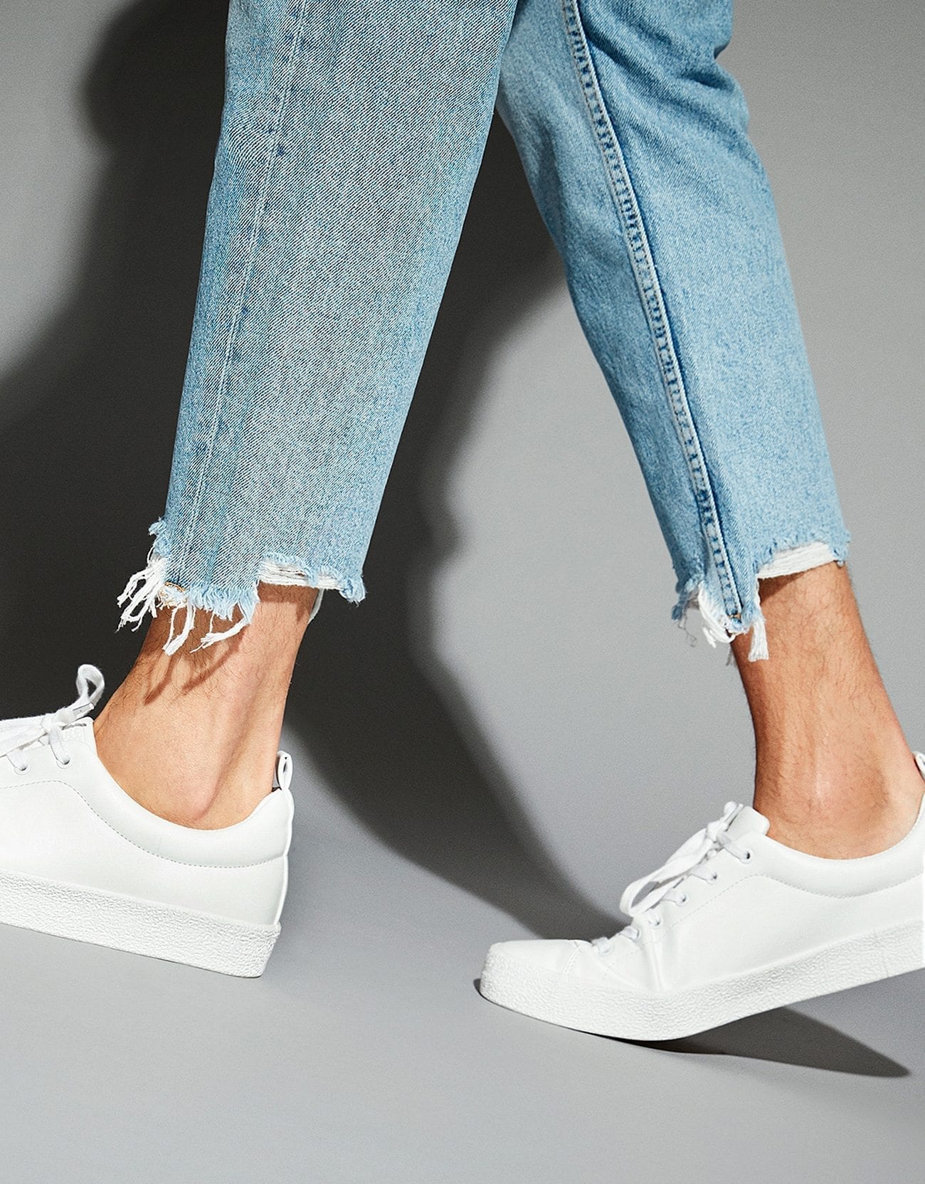 White Textured Sneakers - Imagem 5